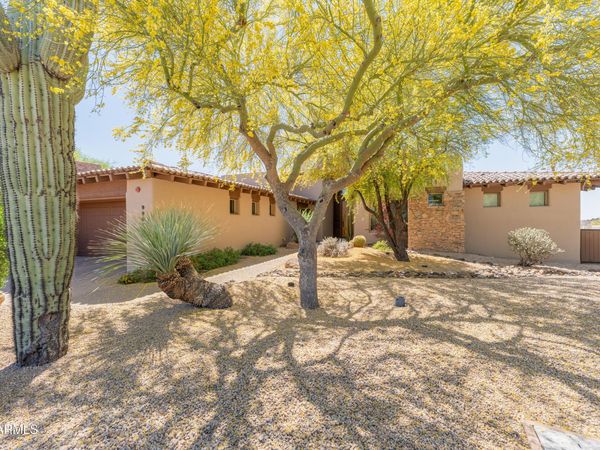 9903 E LOOKOUT MOUNTAIN Drive, Unit 45, Scottsdale, AZ 85262