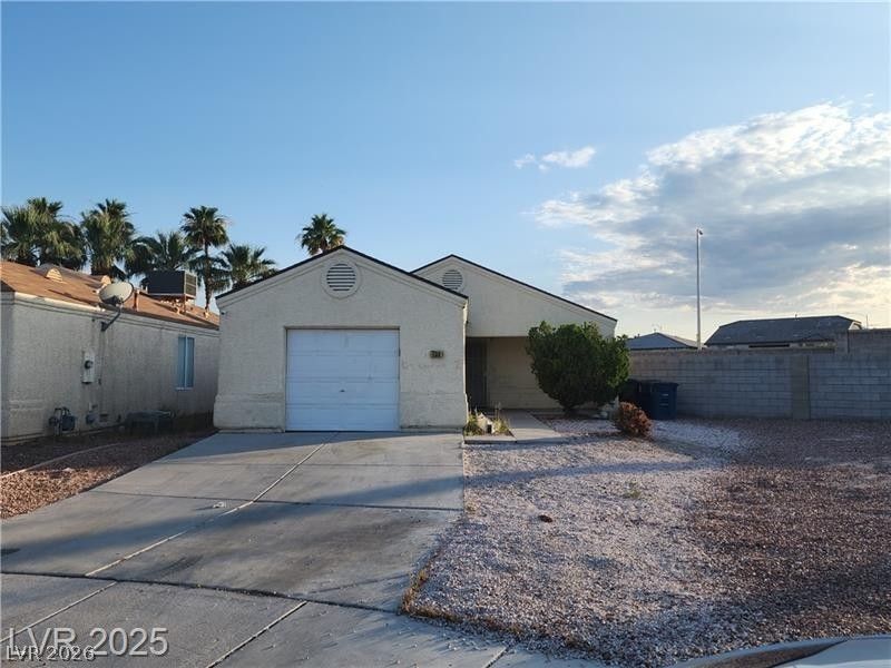 733 Carlos Julio Avenue, North Las Vegas, NV 89031