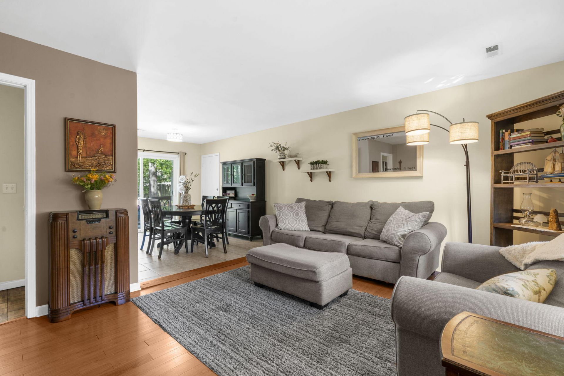 118 Carol Drive Photo 6