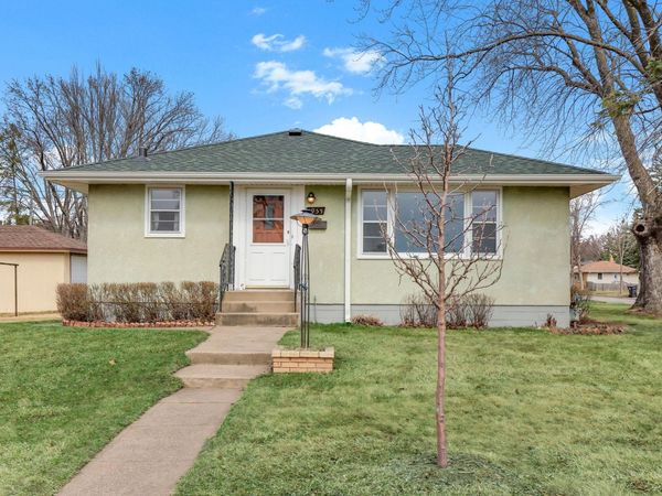 1955 Idaho Avenue E, Saint Paul, MN 55119