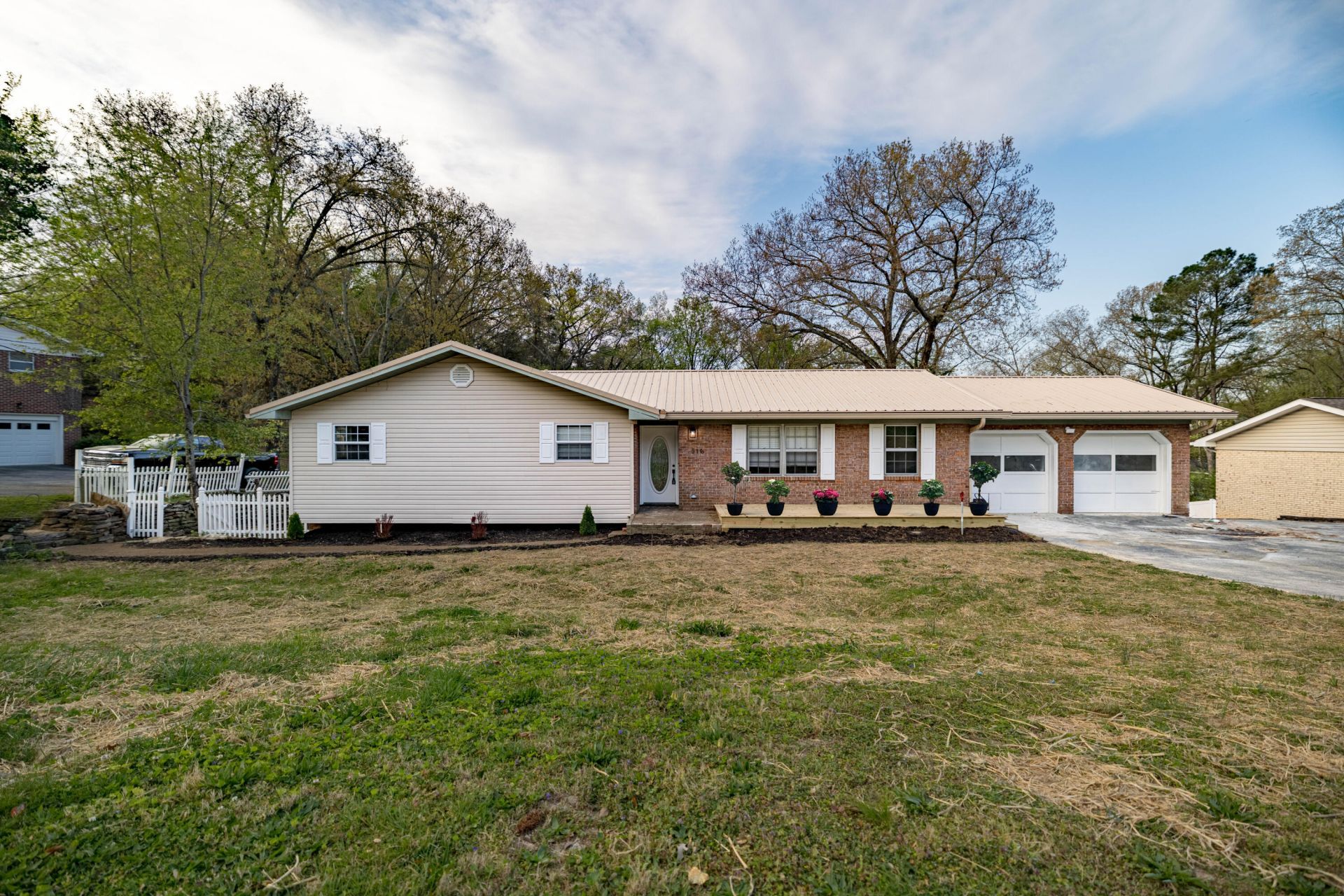 516 Briar Park Lane, Hixson, TN 37343 Main Photo
