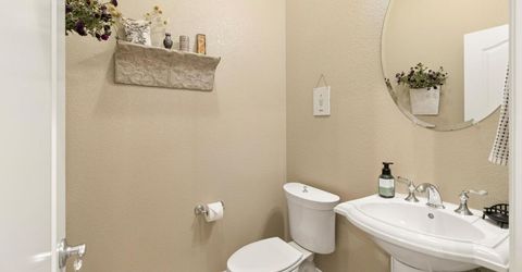 9388 Secretariat Ln, Elk Grove, CA 95624 Photo