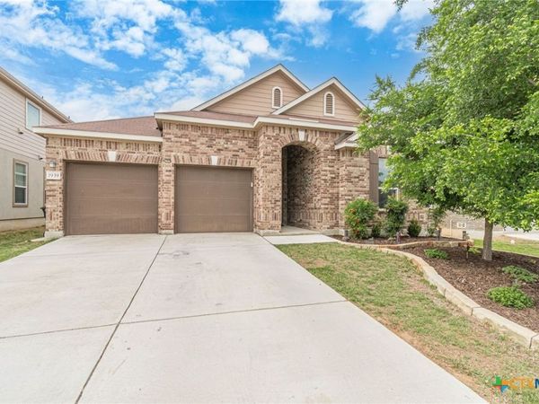 1939 Kyle Way , New Braunfels, TX 78130