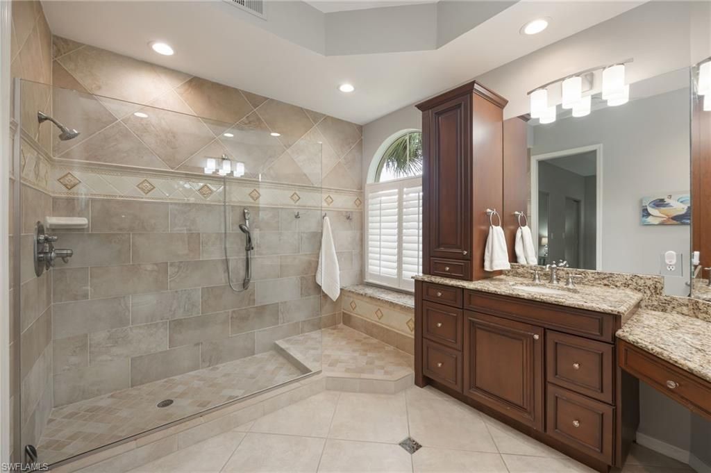 1505 Clermont Dr, Unit B202, Naples, FL 34109 Photo