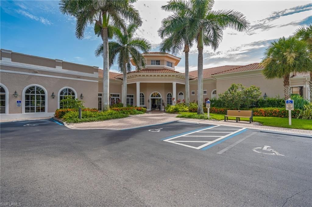 1505 Clermont Dr, Unit B202, Naples, FL 34109 Photo