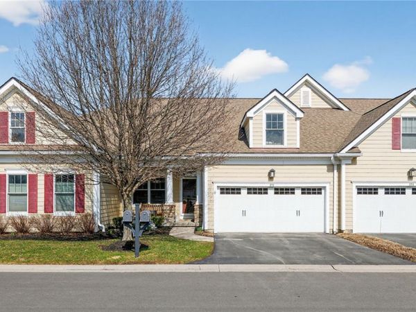 271 Bretlyn Circle Circle, Rochester, NY 14618