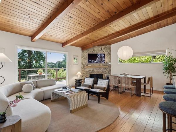 6874 Chambers Dr., Oakland, CA 94611