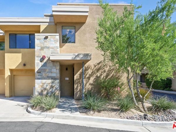 910 E Palm Canyon Drive, Unit 205, Palm Springs, CA 92264