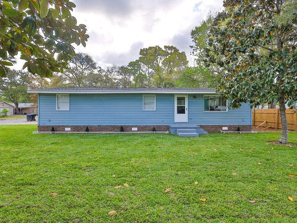 5 NW Jonquil Avenue, Fort Walton Beach, FL 32548