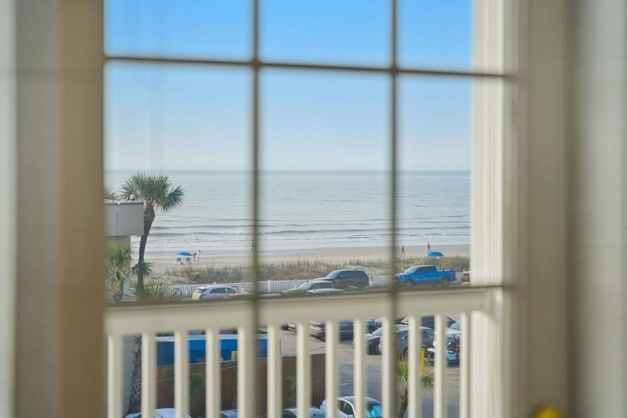 106 W Arctic Avenue Photo 13