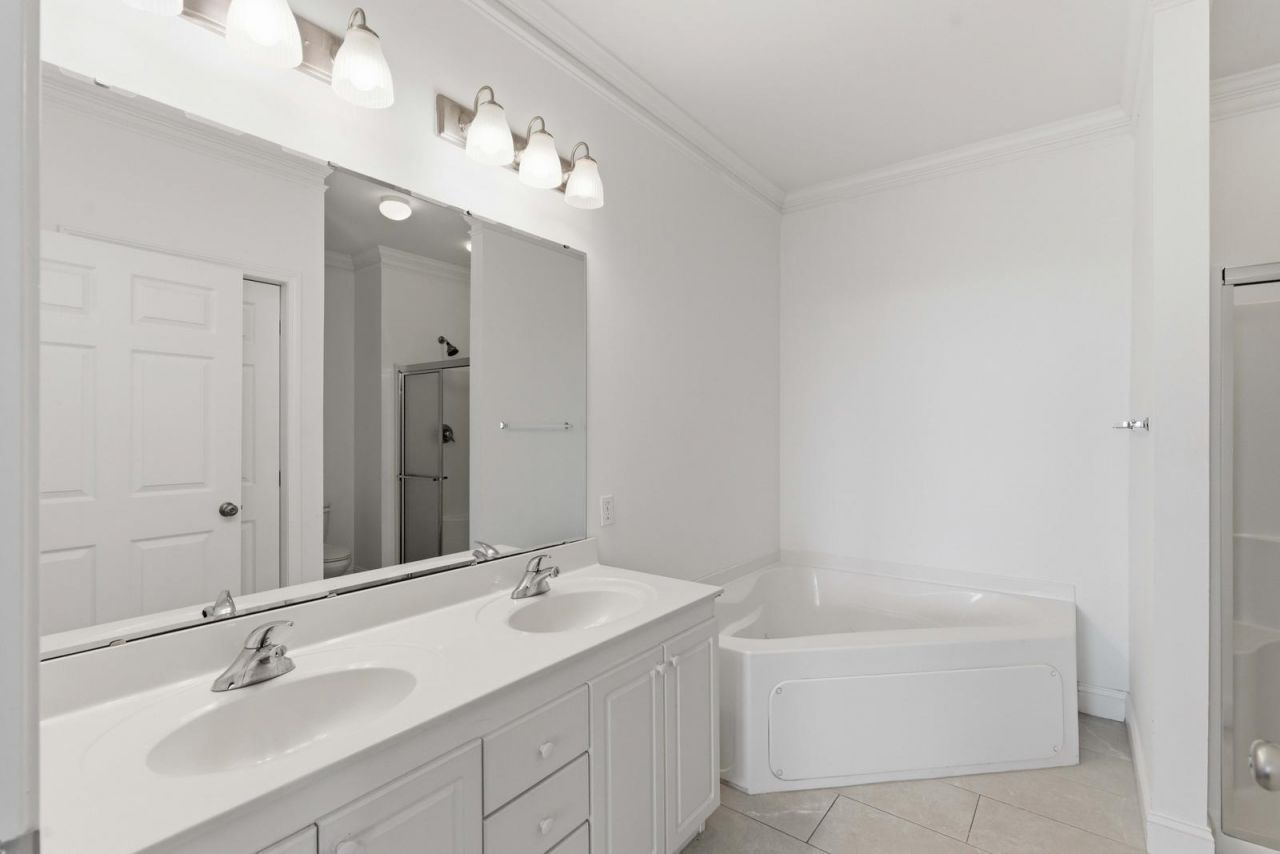 106 W Arctic Avenue Photo 15