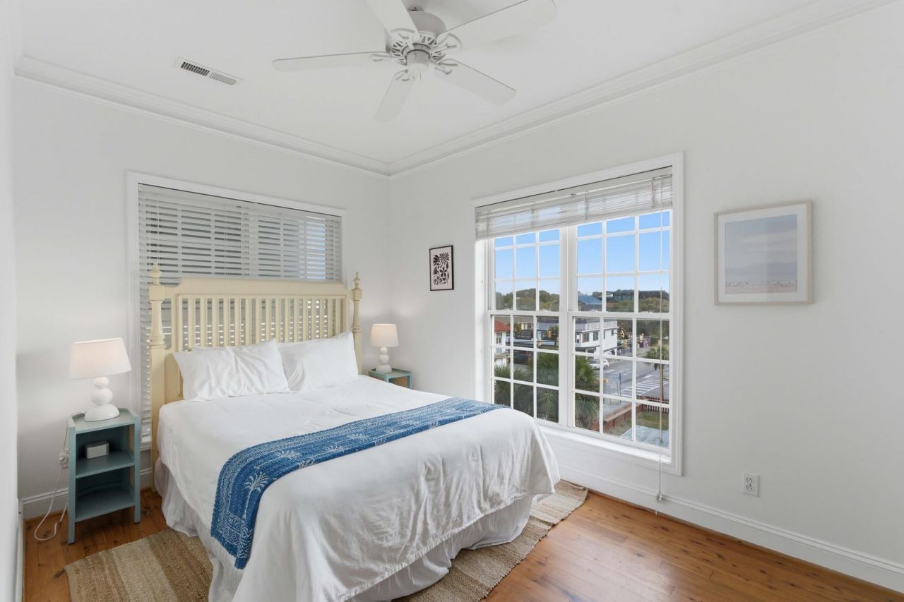 106 W Arctic Avenue Photo 22