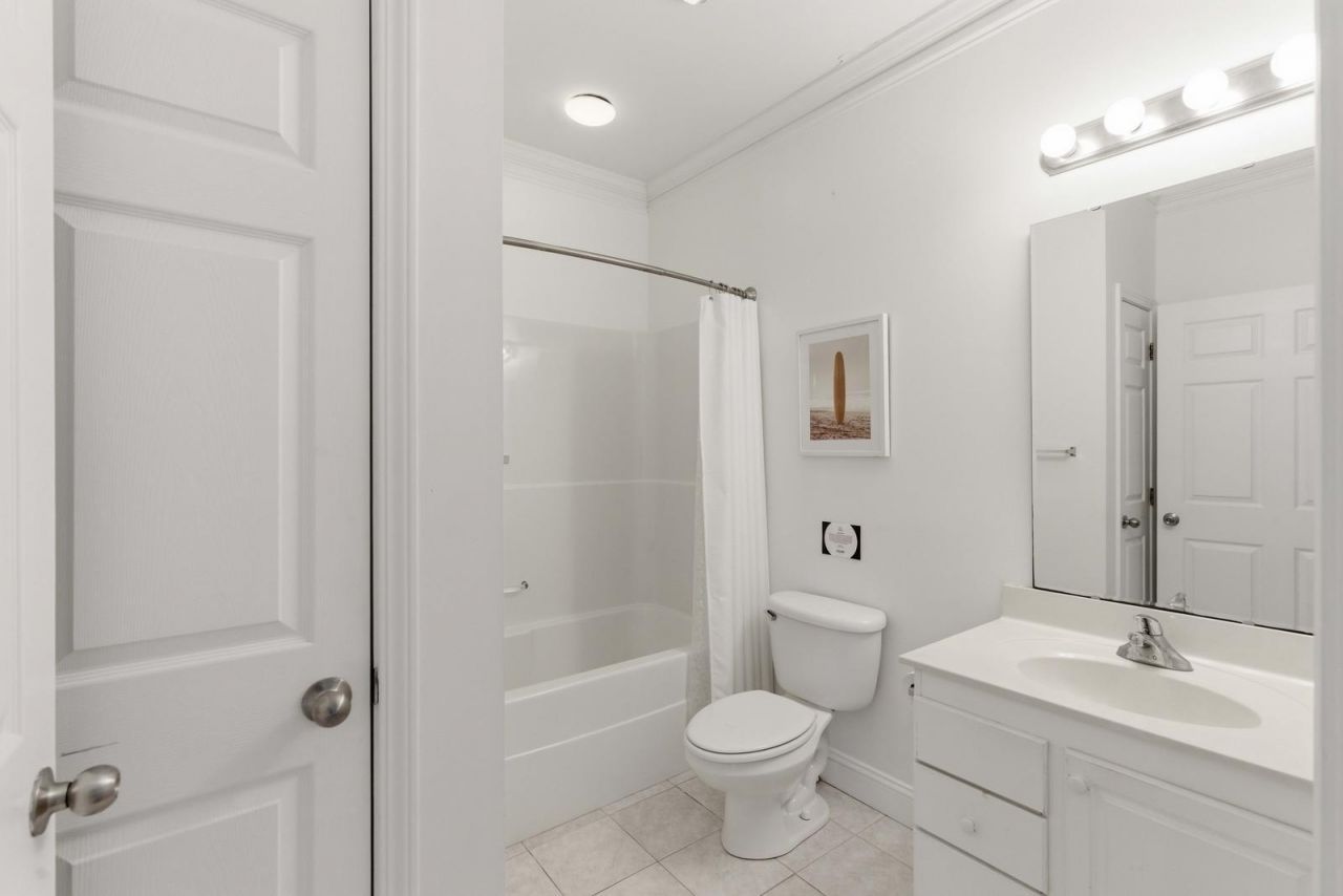 106 W Arctic Avenue Photo 23