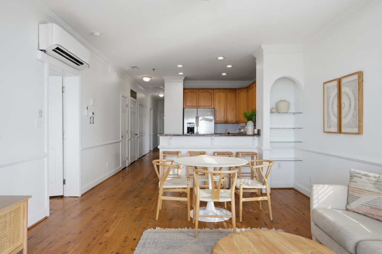 106 W Arctic Avenue Photo 9