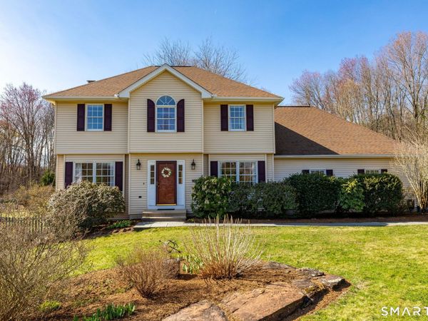 10 Eastfield Farms, East Granby, CT 06026