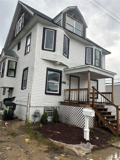 9940 Charlevoix Street , Detroit, MI 48214 Main Photo