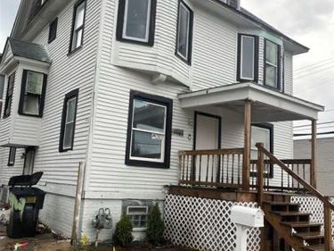 9940 Charlevoix Street, Detroit, MI 48214