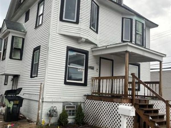9940 Charlevoix Street, Detroit, MI 48214