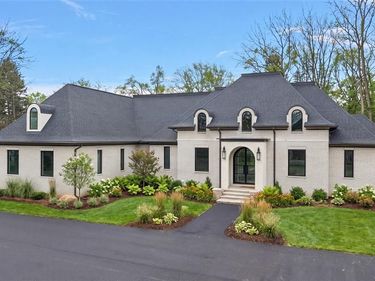 5560 Sheldon Road, Oakland Twp, MI 48306