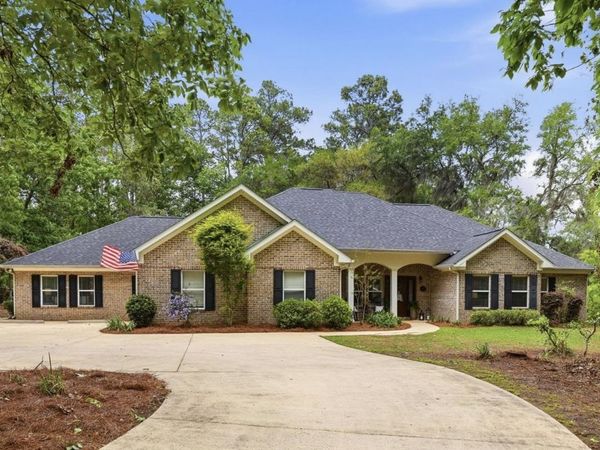 3714 LOMA FARM Road, Tallahassee, FL 32309