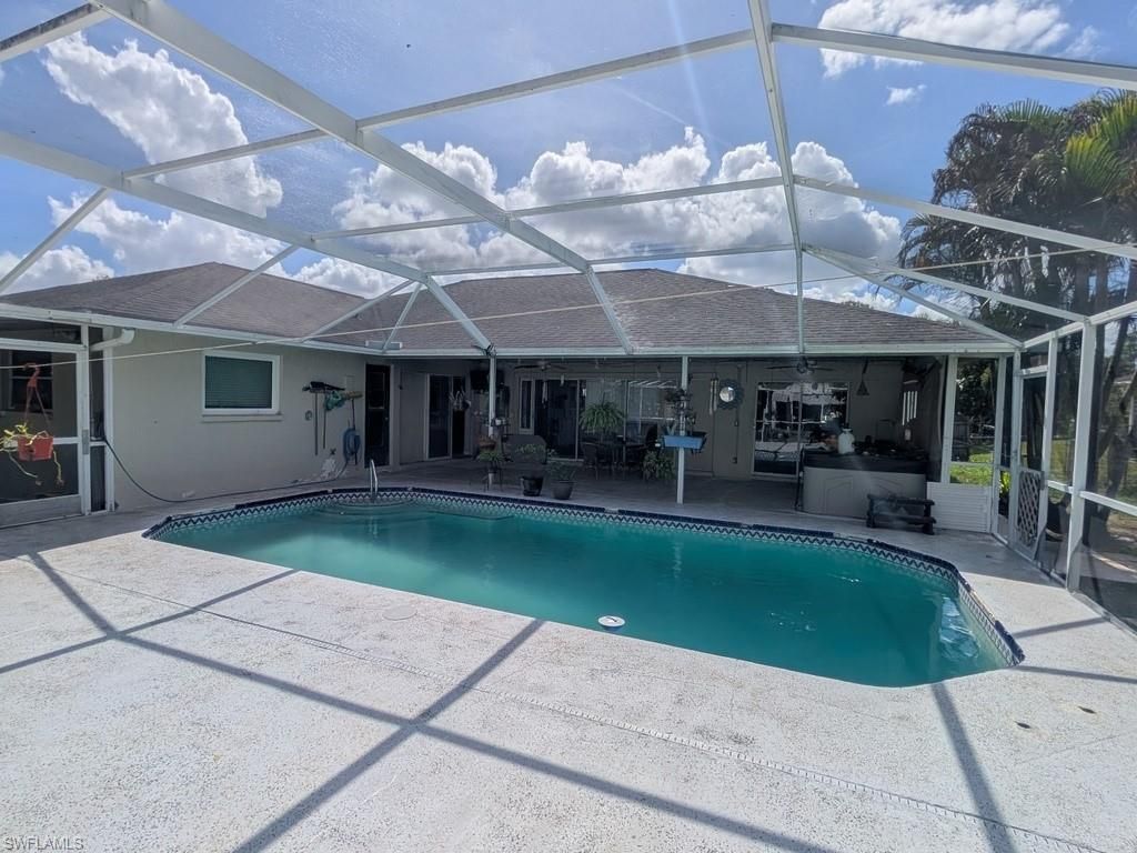 1390 19th St Sw, Naples, FL 34117 Photo