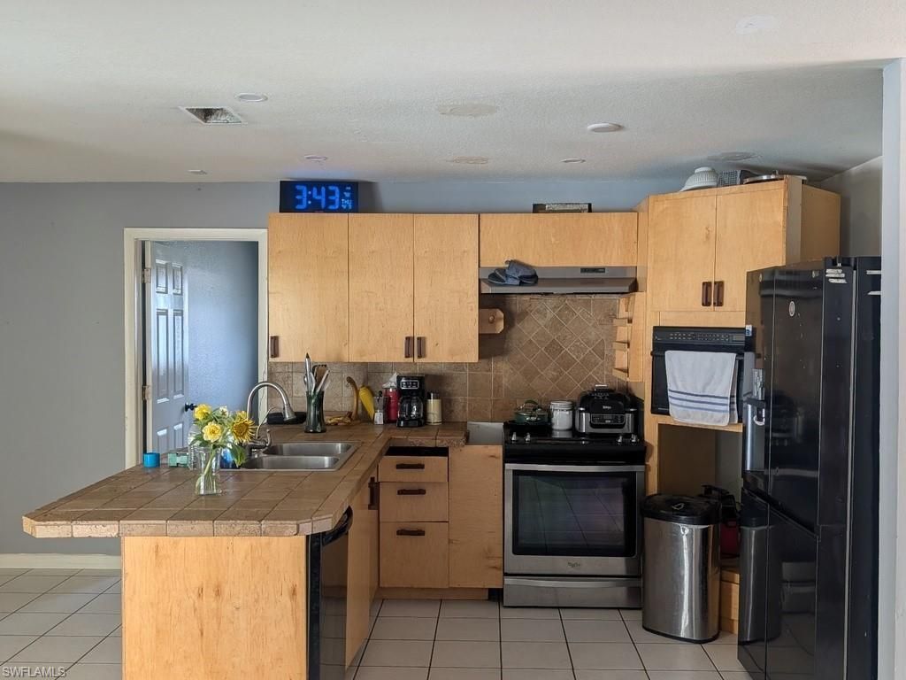1390 19th St Sw, Naples, FL 34117 Photo
