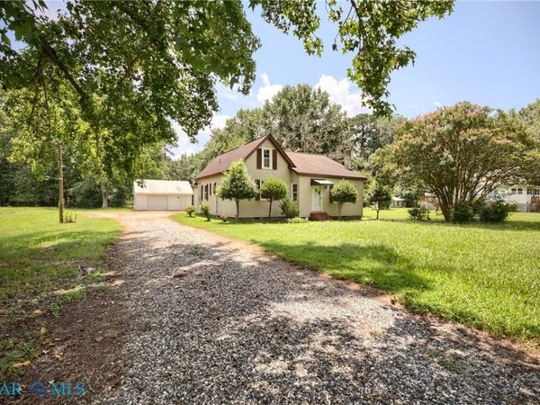 2791 kings Creek Road , Gloucester, VA 23072
