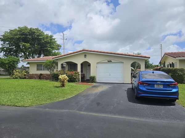 4460 NW 13th Avenue, Deerfield Beach, FL 33064