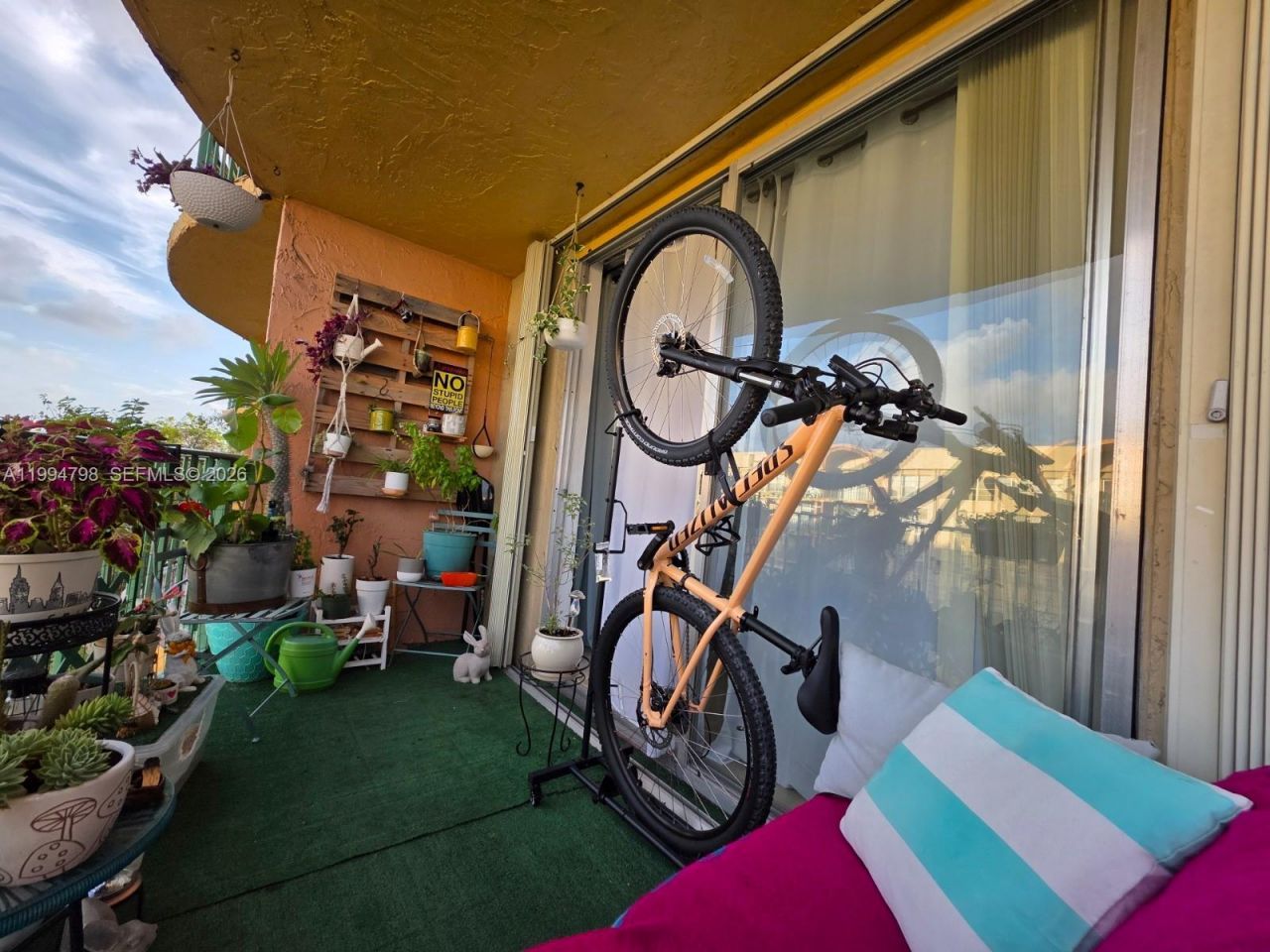 9360 Fontainebleau Blvd, Unit 503, Miami, FL 33172 Photo