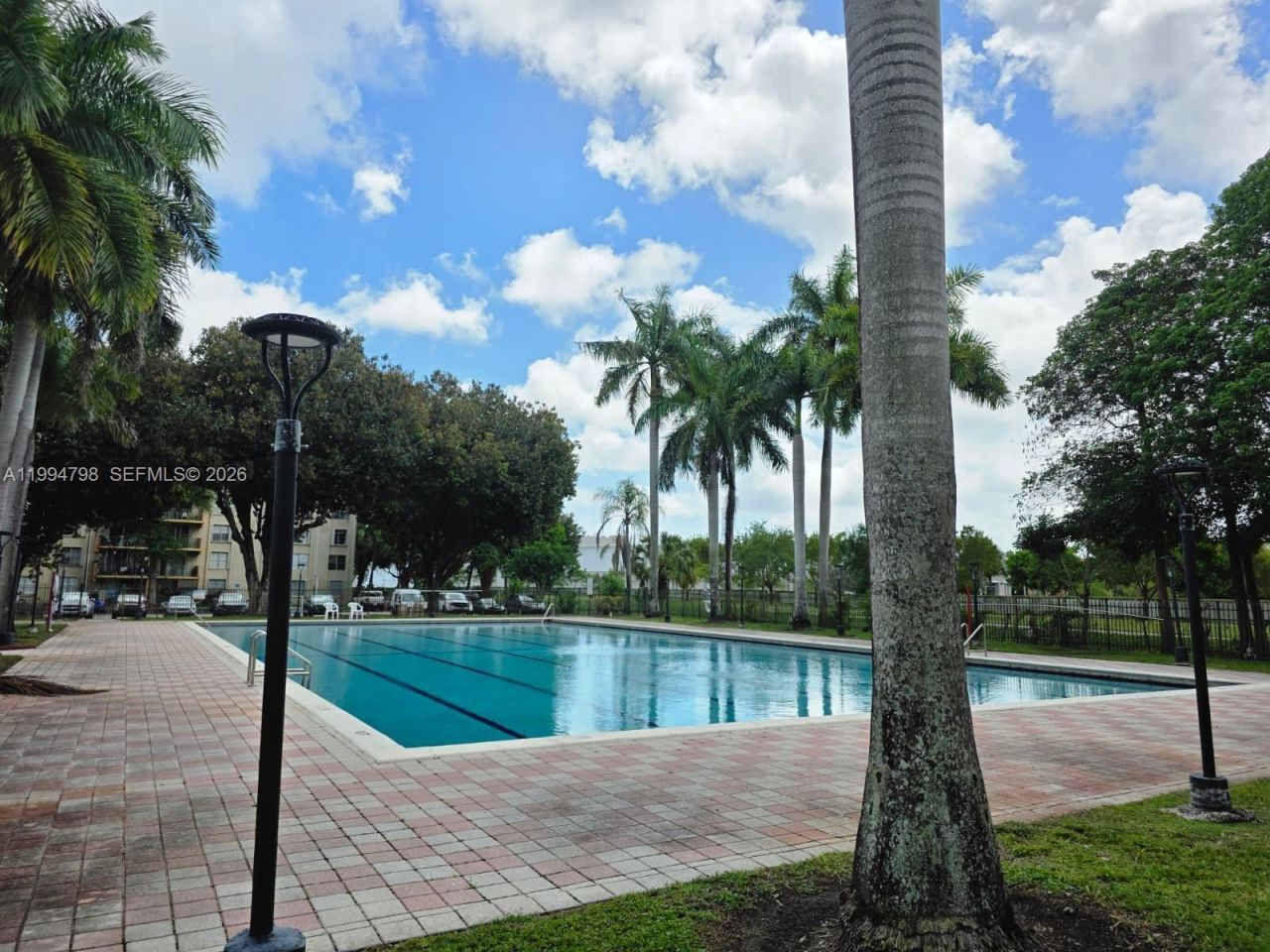 9360 Fontainebleau Blvd, Unit 503, Miami, FL 33172 Photo