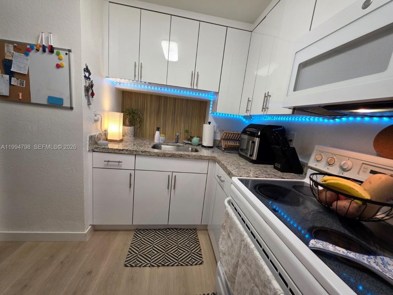 9360 Fontainebleau Blvd, Unit 503, Miami, FL 33172 Photo