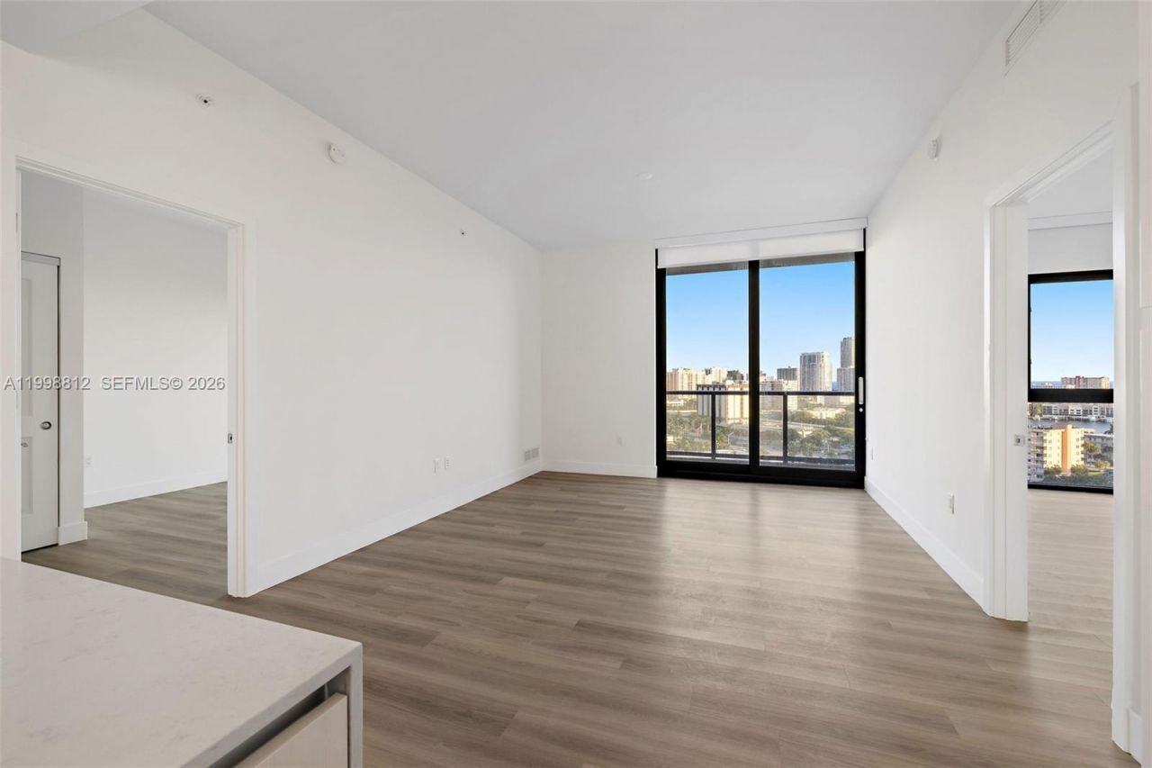 101 Diplomat Pkwy, Unit 1004, Hallandale Beach, FL 33009 Photo