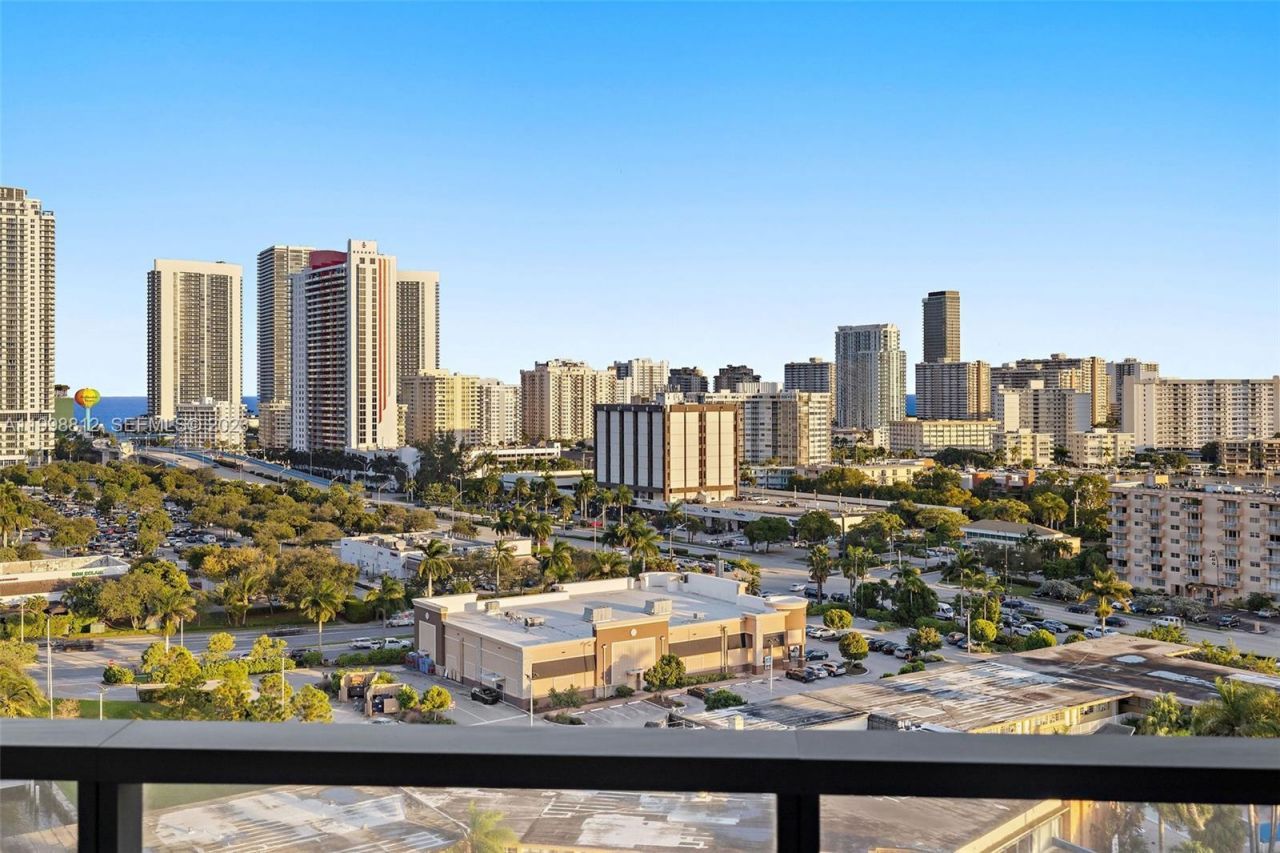 101 Diplomat Pkwy, Unit 1004, Hallandale Beach, FL 33009 Photo