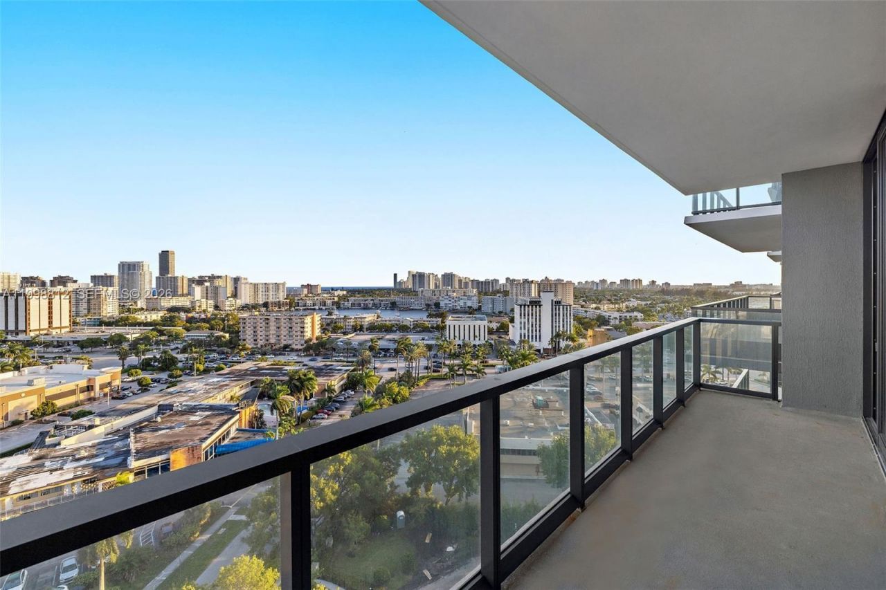 101 Diplomat Pkwy, Unit 1004, Hallandale Beach, FL 33009 Photo