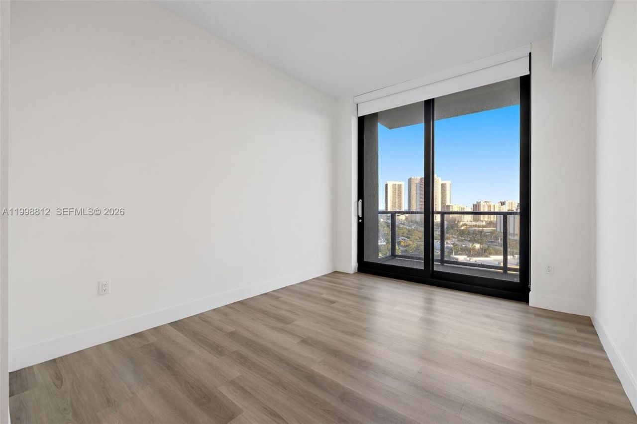 101 Diplomat Pkwy, Unit 1004, Hallandale Beach, FL 33009 Photo