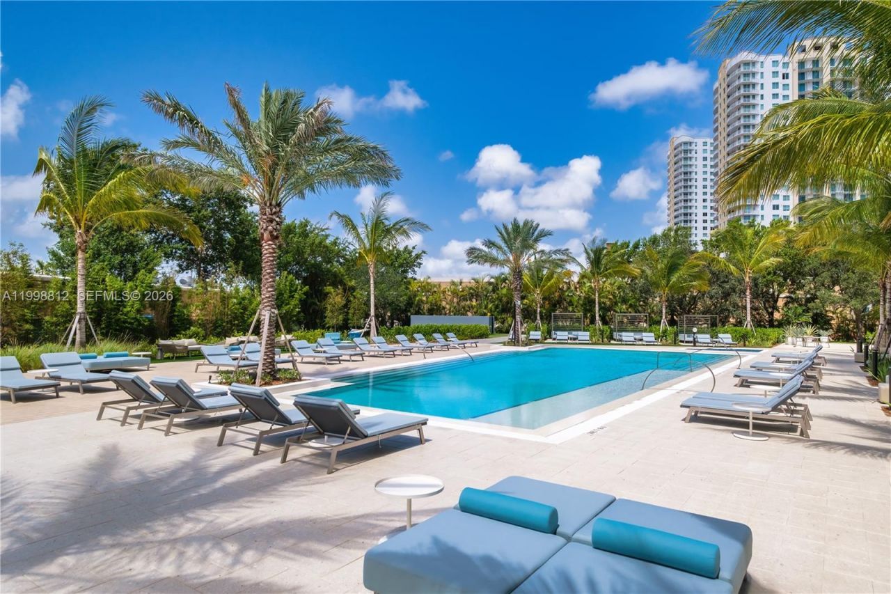 101 Diplomat Pkwy, Unit 1004, Hallandale Beach, FL 33009 Photo