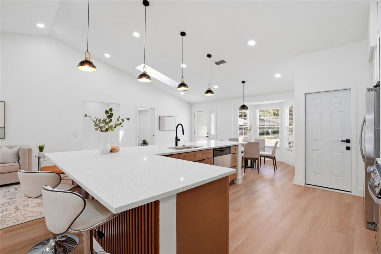 4816 79th Avenue Plaza E, Sarasota, FL 34243 Photo