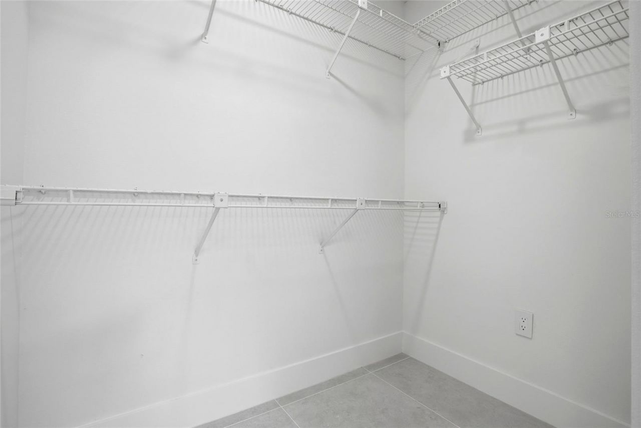 4816 79th Avenue Plaza E, Sarasota, FL 34243 Photo