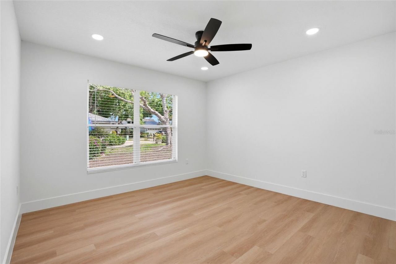 4816 79th Avenue Plaza E, Sarasota, FL 34243 Photo