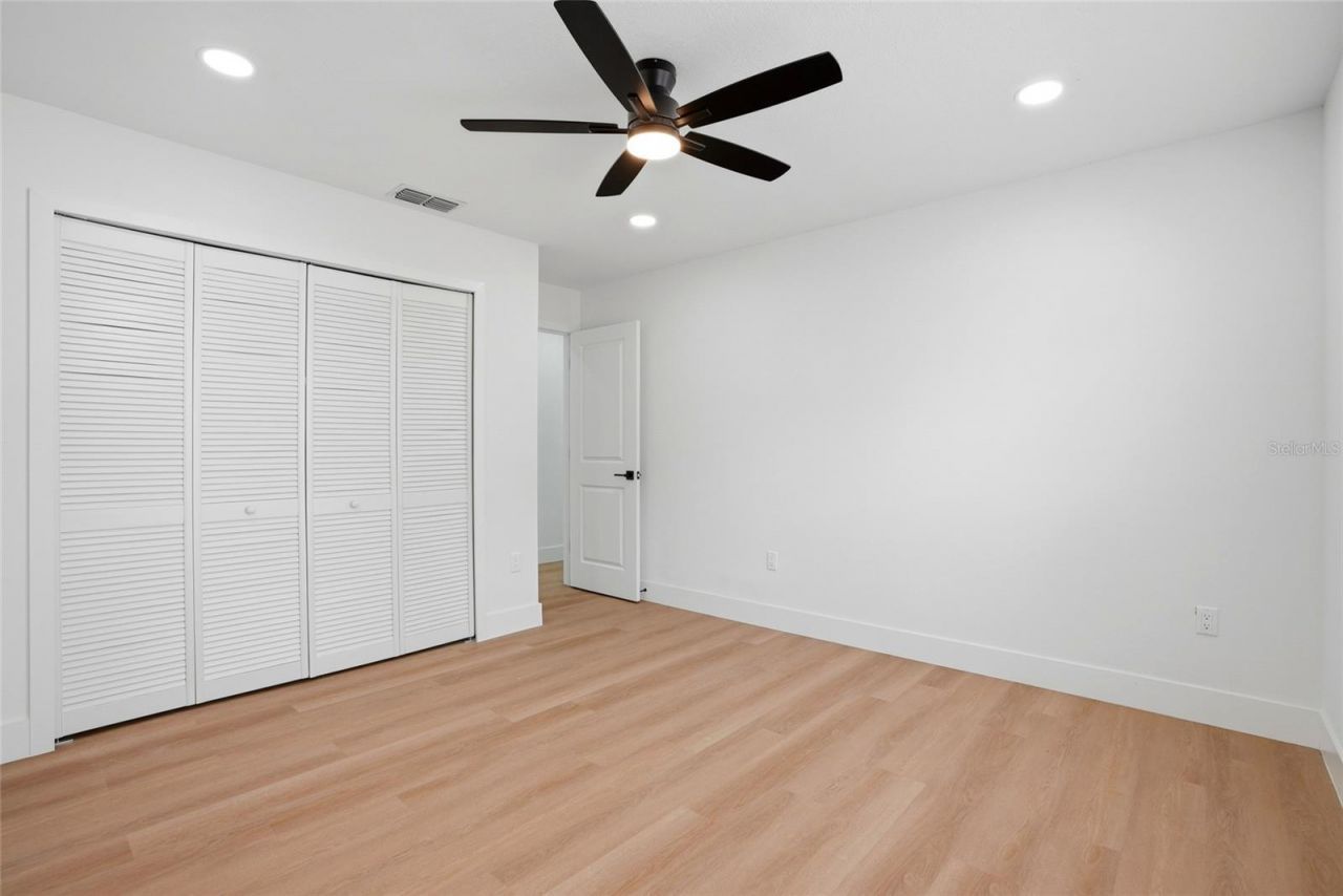 4816 79th Avenue Plaza E, Sarasota, FL 34243 Photo