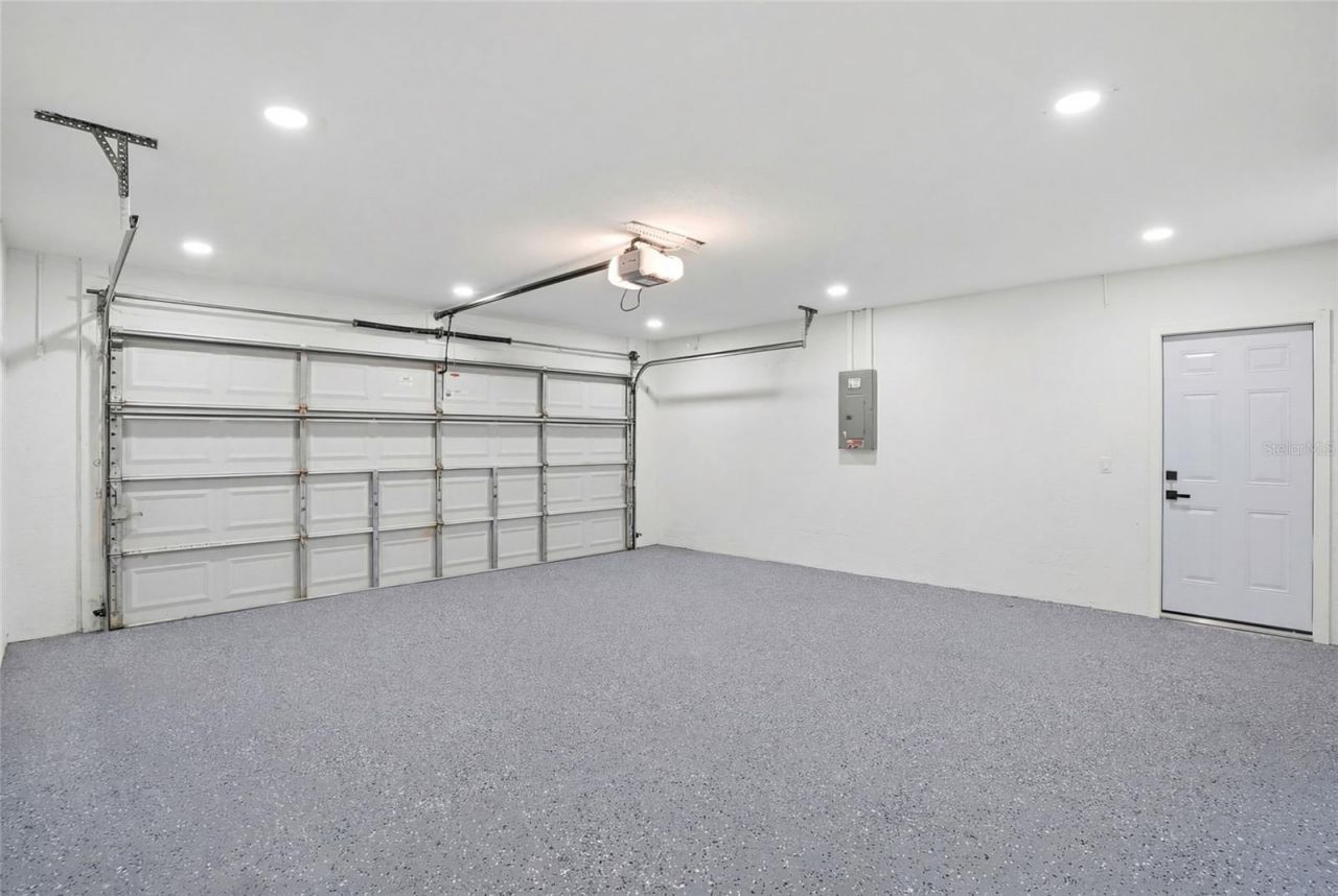 4816 79th Avenue Plaza E, Sarasota, FL 34243 Photo