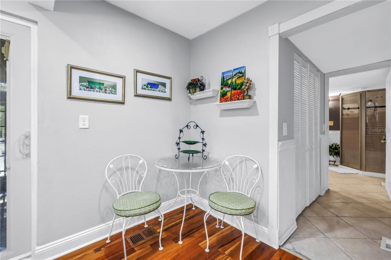 6505 Cedar Street Ne, Saint Petersburg, FL 33702 Photo