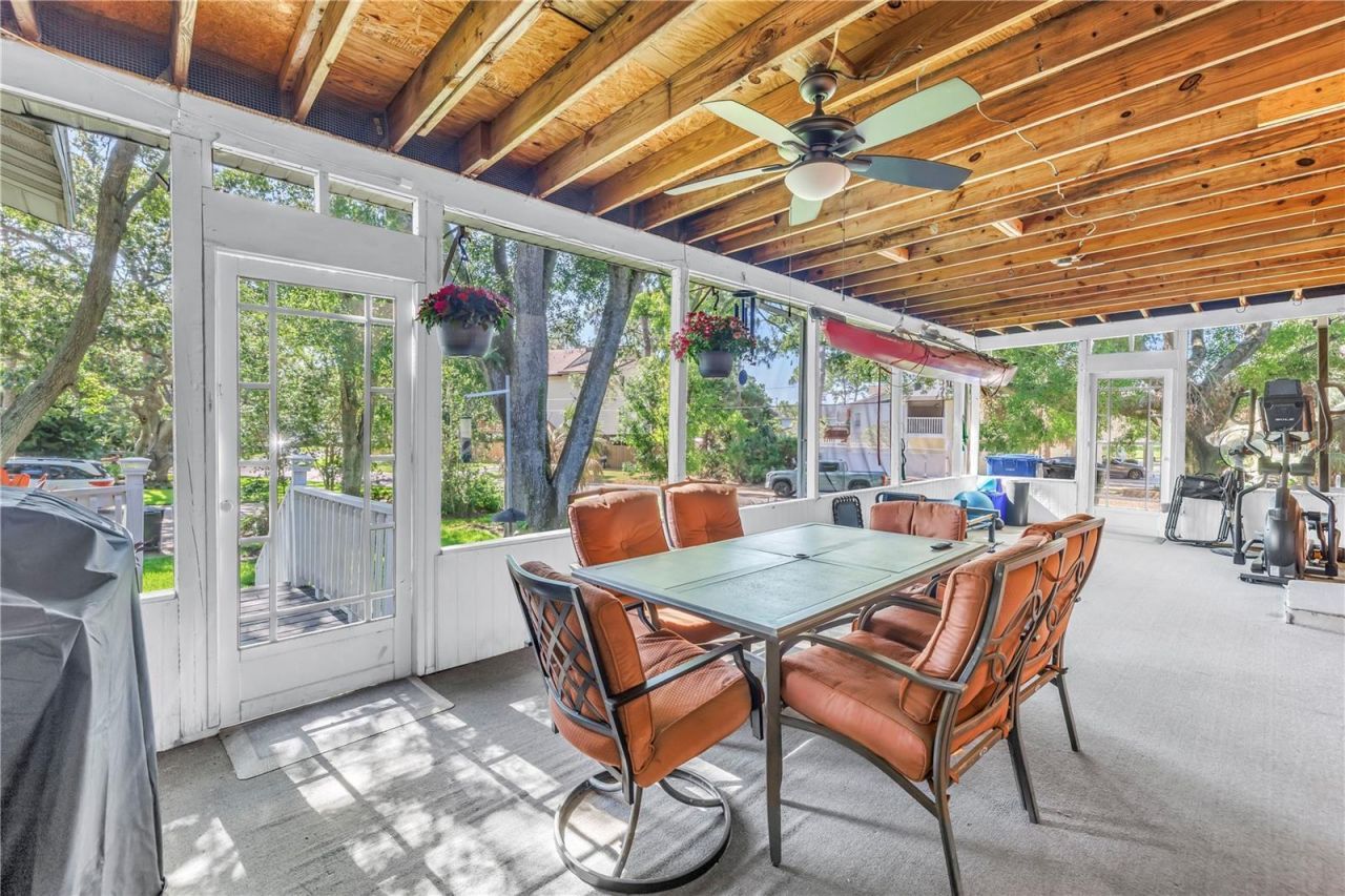 6505 Cedar Street Ne, Saint Petersburg, FL 33702 Photo