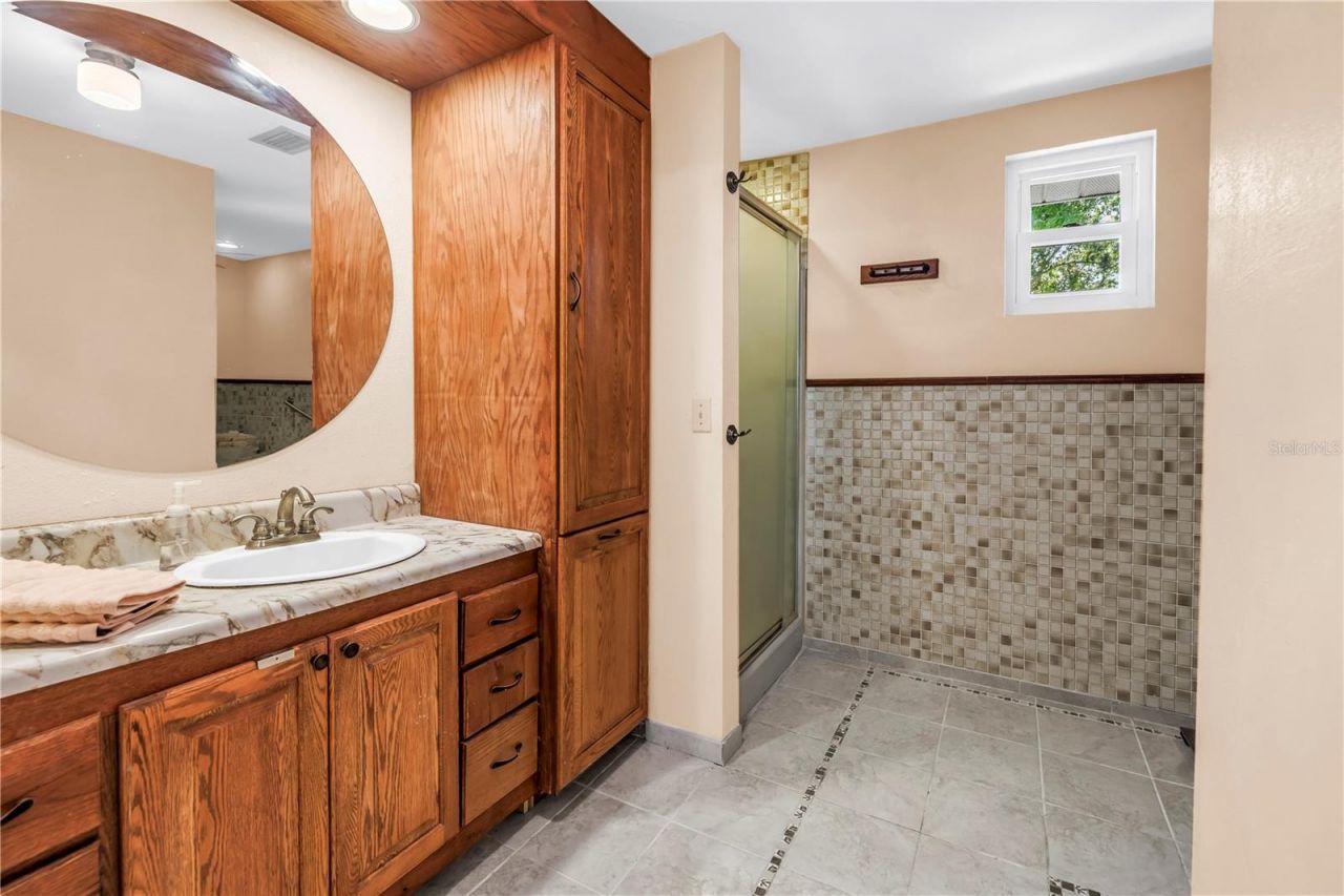 6505 Cedar Street Ne, Saint Petersburg, FL 33702 Photo