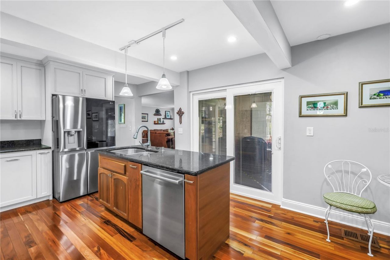 6505 Cedar Street Ne, Saint Petersburg, FL 33702 Photo