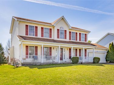 42 Cassandra Circle, Churchville, NY 14428