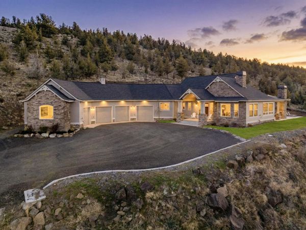 7579 SE Night Hawk Court, Prineville, OR 97754