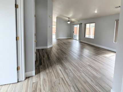 1093 Daphne Court, Minden, NV 89423 Photo