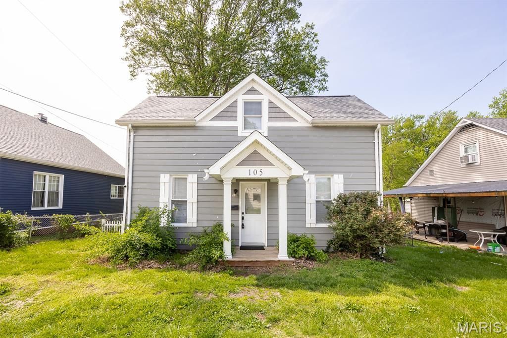 105 Karl Place, O Fallon, IL 62269 Main Photo