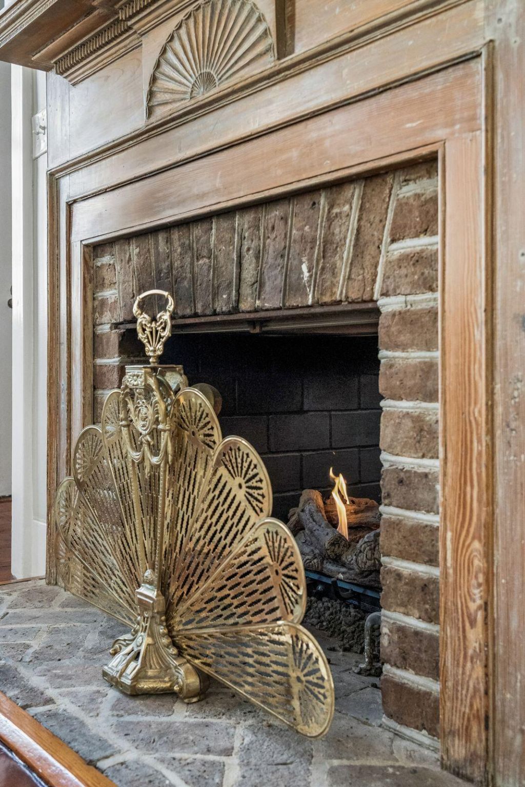 18 Water Street Photo 16